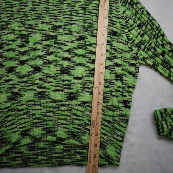 BLANK NYC Turtleneck Sweater Sz XS Balloon Sleeve Crop Neon Retro - Picture 12 of 16